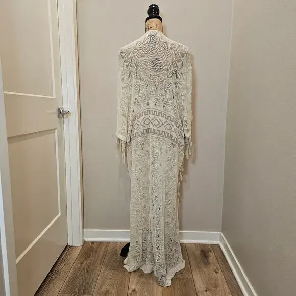Saks Fifth Avenue Women's Crochet Fringe Cardigan Robe Size OS/TU - Picture 5 of 9